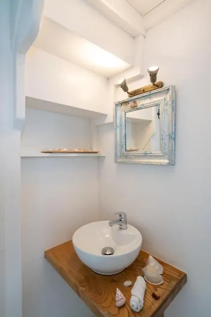 Villa Irilia, Private Pool With Unrestricted Sea View Φανάρι Διαμέρισμα